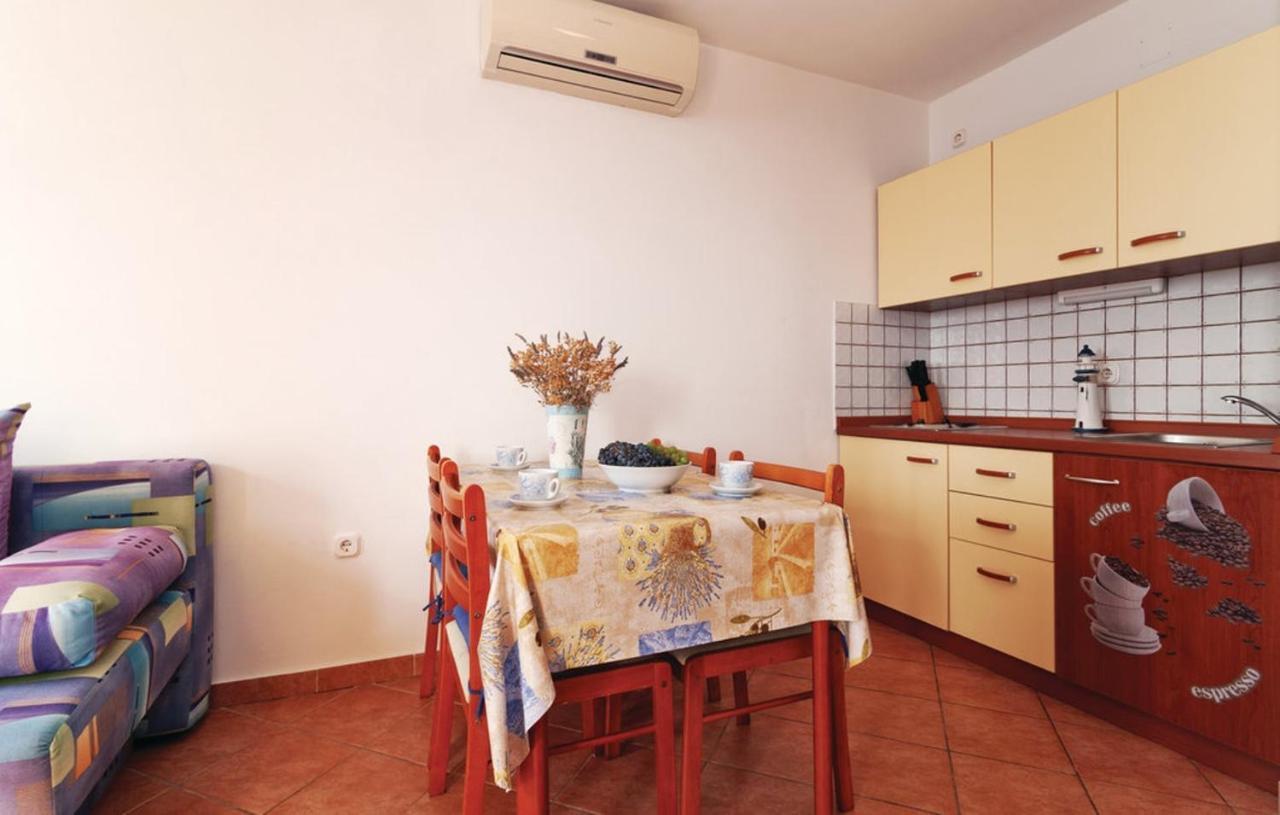 Apartments By The Sea Mandre, Pag - 4092 Kolan Buitenkant foto