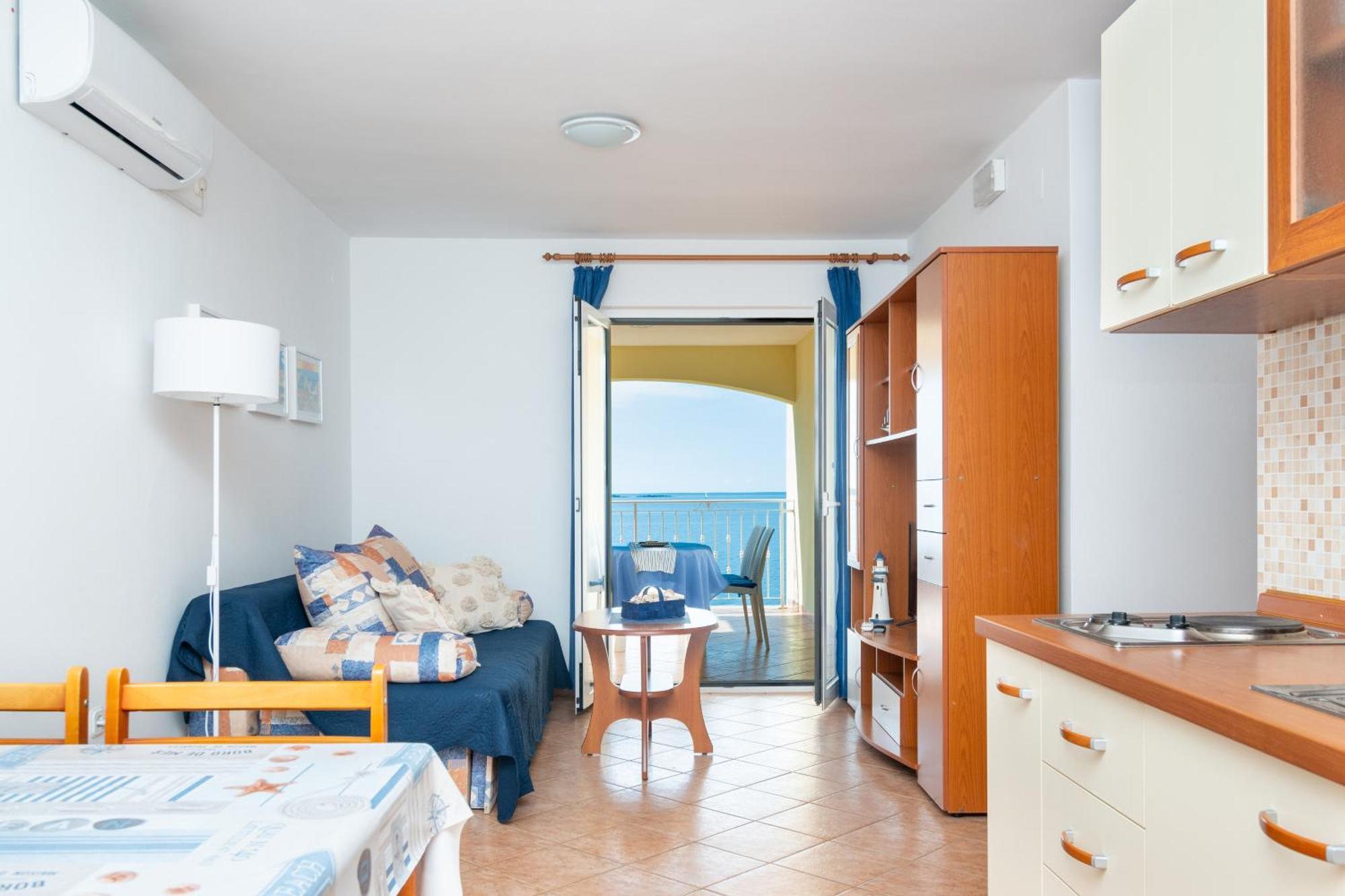 Apartments By The Sea Mandre, Pag - 4092 Kolan Buitenkant foto