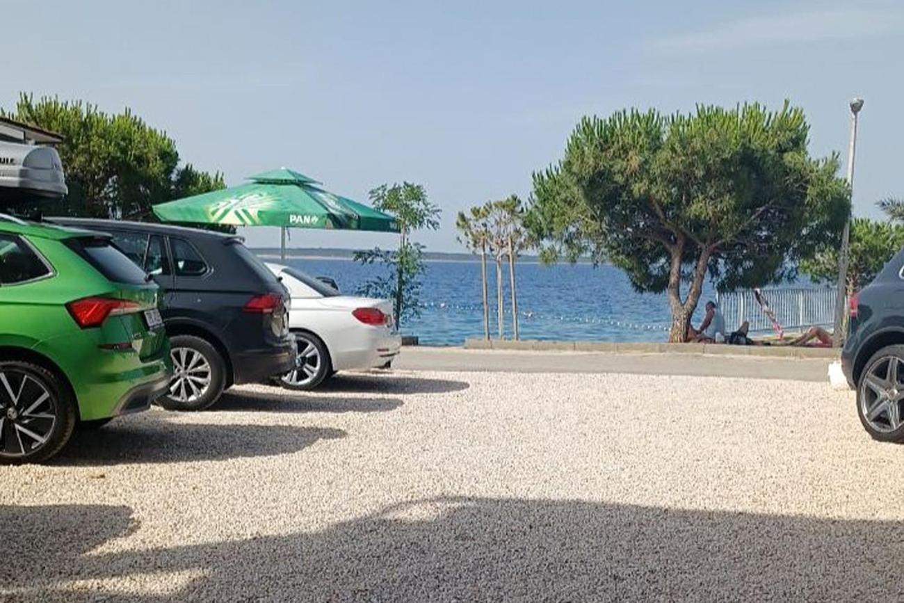 Apartments By The Sea Mandre, Pag - 4092 Kolan Buitenkant foto